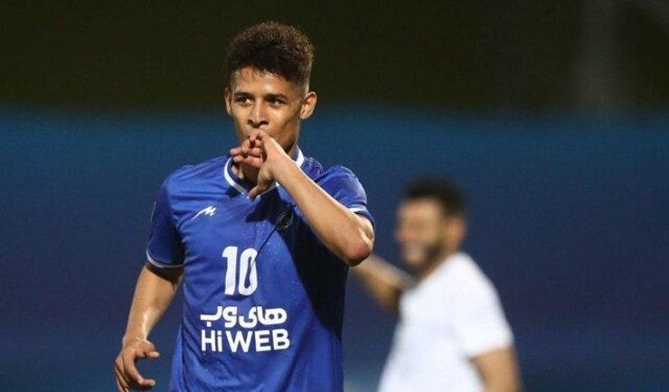 ستاره استقلالی در&zwnj; آستانه محرومیت