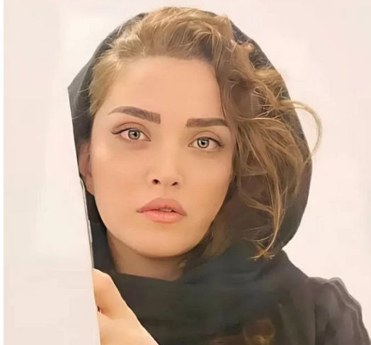 عمل زیبایی بهنوش طباطبایی از او عروسک ساخت/ عکس عمل زیبایی بهنوش طباطبایی از او عروسک ساخت/ عکس