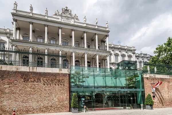 باقری در تهران، کمالوندی در وین؛ مذاکرات کوبورگ در ایستگاه پایانی باقری در تهران، کمالوندی در وین؛ مذاکرات کوبورگ در ایستگاه پایانی