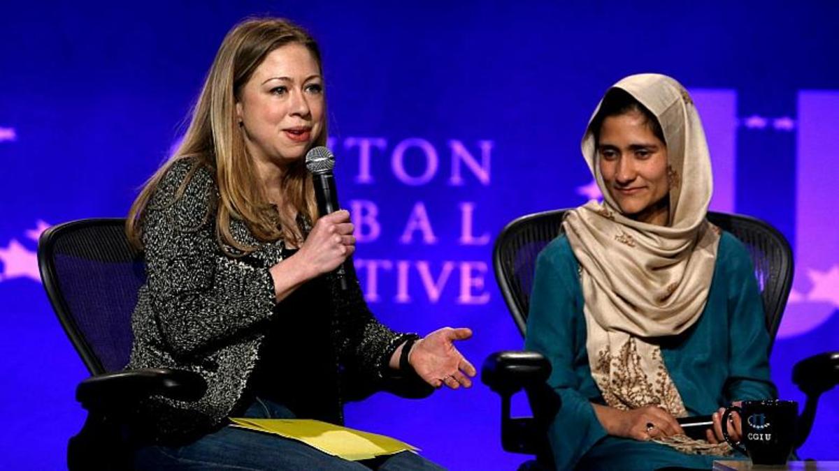 دختران دانشآموز افغان با معلمان و کارکنان مدرسه به رواندا منتقل میشوند دختران دانشآموز افغان با معلمان و کارکنان مدرسه به رواندا منتقل میشوند