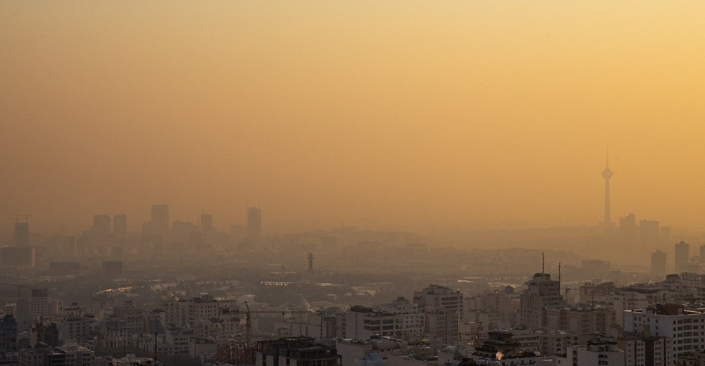 وضعیت قرمز ۲۰ ایستگاه کیفیت هوای تهران وضعیت قرمز ۲۰ ایستگاه کیفیت هوای تهران