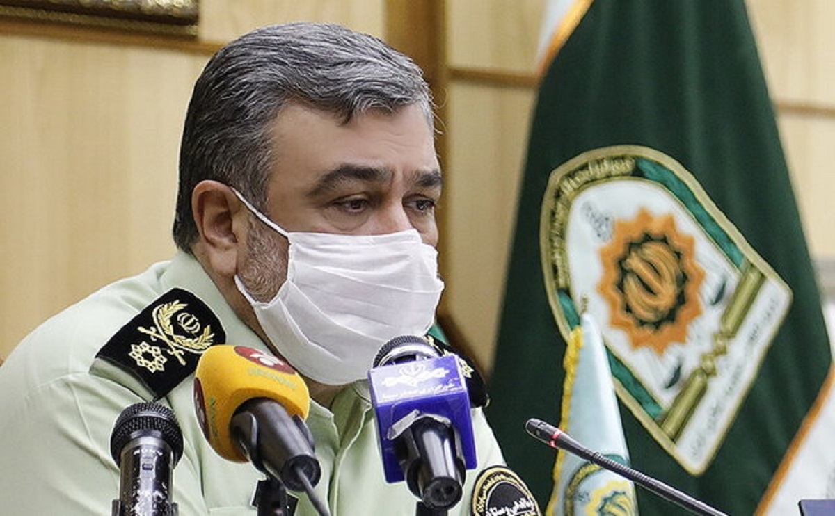 فرمانده ناجا: فعالیت افراد مشهور و موثر در فضای مجازی باید ساماندهی شود/تشکیل قرارگاه برای عفاف و حجاب فرمانده ناجا: فعالیت افراد مشهور و موثر در فضای مجازی باید ساماندهی شود/تشکیل قرارگاه برای عفاف و حجاب