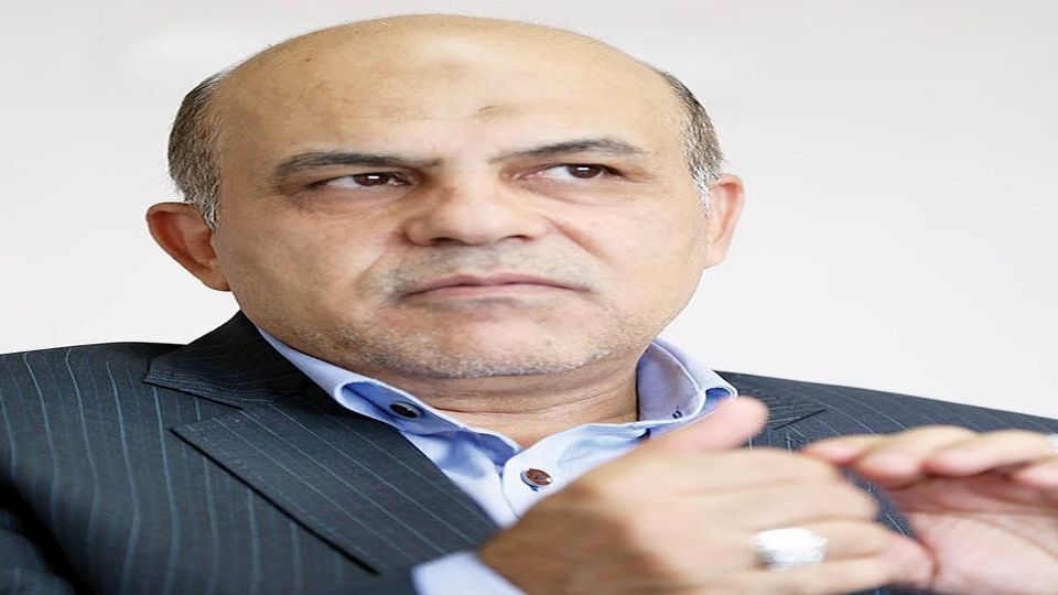 علیرضا اکبری کیست؟ علیرضا اکبری کیست؟