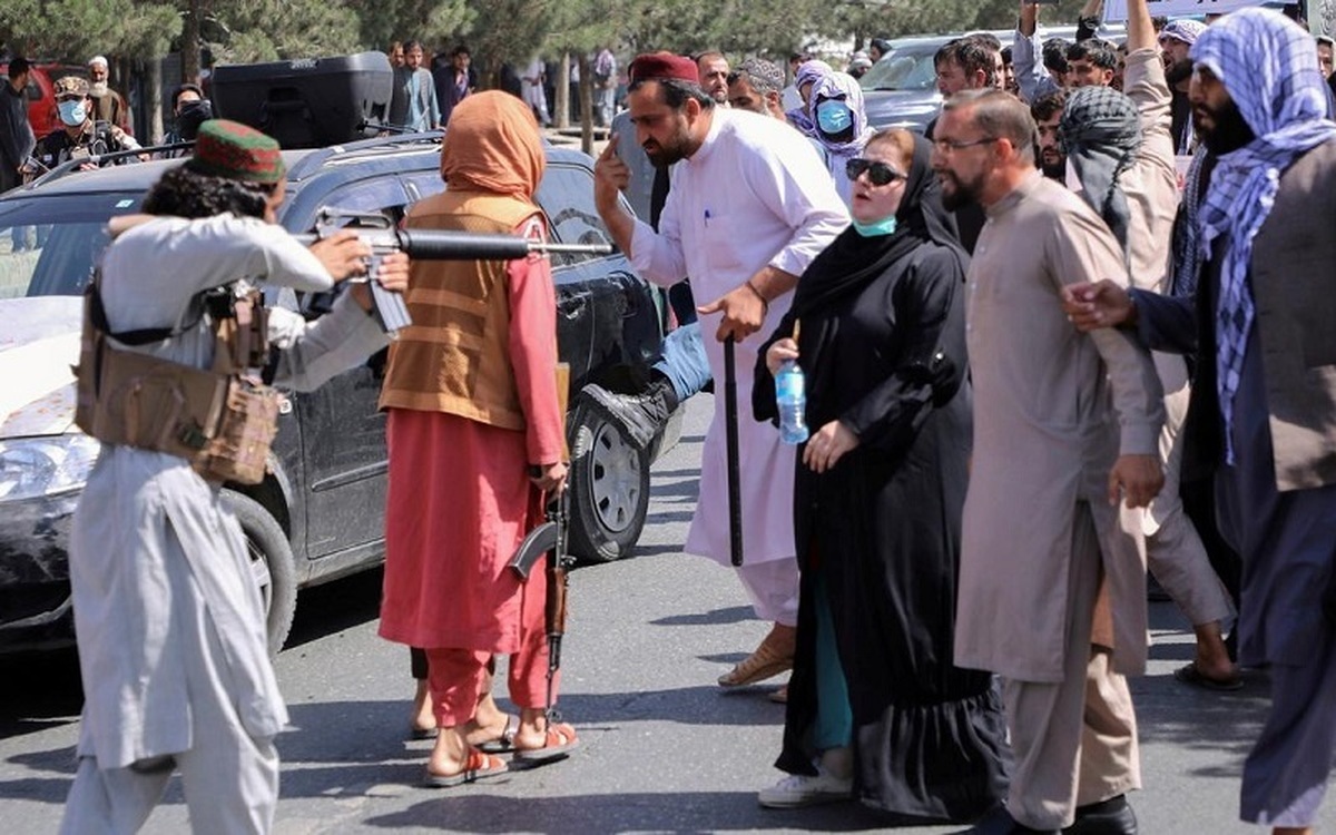 جنایت بزرگ طالبان در حق دانشجویان دختر؛ ازدواج اجباری کنید جنایت بزرگ طالبان در حق دانشجویان دختر؛ ازدواج اجباری کنید