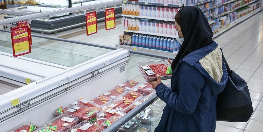 هزینه خرید گوشت و مرغ، میوه، آجیل و شیرینی و لباس شب عید چقدر است؟ هزینه خرید گوشت و مرغ، میوه، آجیل و شیرینی و لباس شب عید چقدر است؟