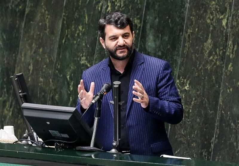 عبدالملکی در مجلس: در دولت گذشته، متحصنین مجلس ششم و محکومین ۸۸ در وزارت کار استخدام شده بود؛ طبق قولم به رئیس جمهور، وزارت خانه را از افراد ناصالح پاک کردم عبدالملکی در مجلس: در دولت گذشته، متحصنین مجلس ششم و محکومین ۸۸ در وزارت کار استخدام شده بود؛ طبق قولم به رئیس جمهور، وزارت خانه را از افراد ناصالح پاک کردم