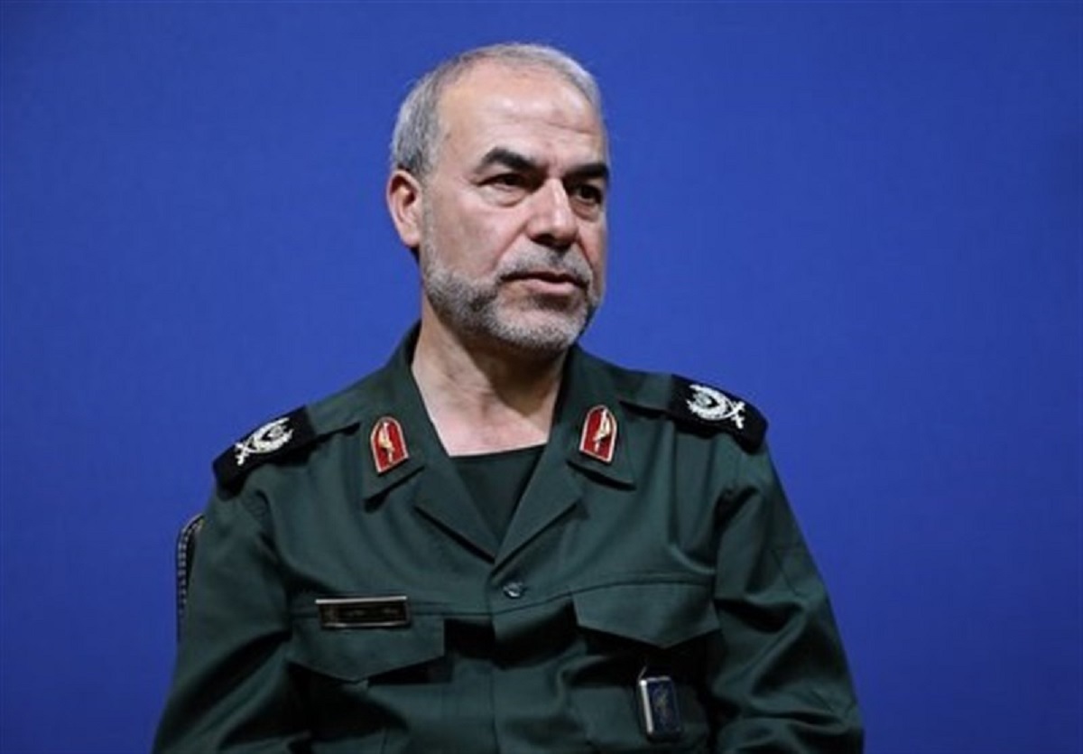 معاون سپاه: «رضاشاه روحت شاد» القای دشمن است معاون سپاه: «رضاشاه روحت شاد» القای دشمن است