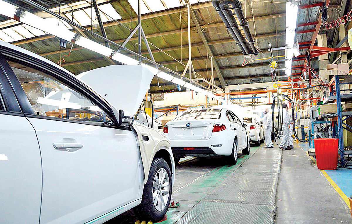 طعنه تند پلیس به خودروسازان طعنه تند پلیس به خودروسازان