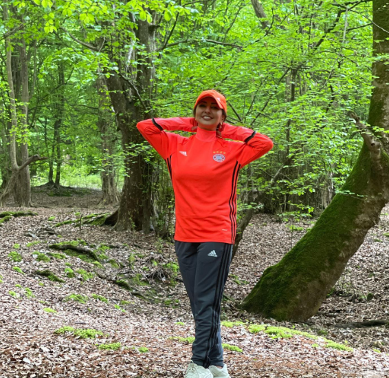 استایل لاکچری نفیسه روشن در طبیعت + عکس استایل لاکچری نفیسه روشن در طبیعت + عکس