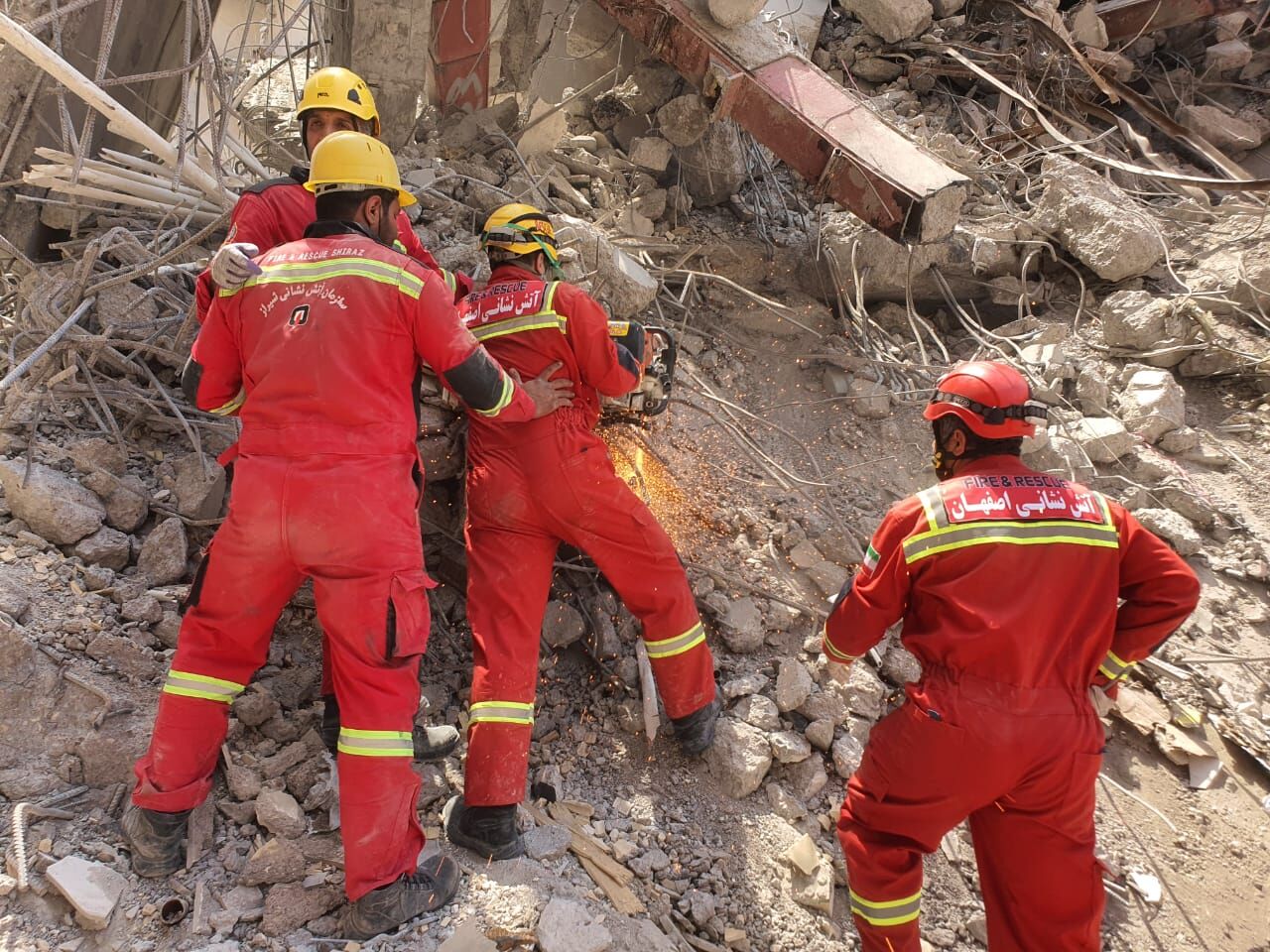 تعداد جانباختگان متروپل به ۳۴ نفر رسید تعداد جانباختگان متروپل به ۳۴ نفر رسید