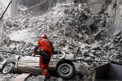 انتقاد روزنامه اطلاعات از دادستان کل کشور : اگر شما مسئول رسیدگی به گزارش آتش نشانی درباره ساختمان متروپل تیستید ، پس چه کسی مسئولیت دارد؟ انتقاد روزنامه اطلاعات از دادستان کل کشور : اگر شما مسئول رسیدگی به گزارش آتش نشانی درباره ساختمان متروپل تیستید ، پس چه کسی مسئولیت دارد؟