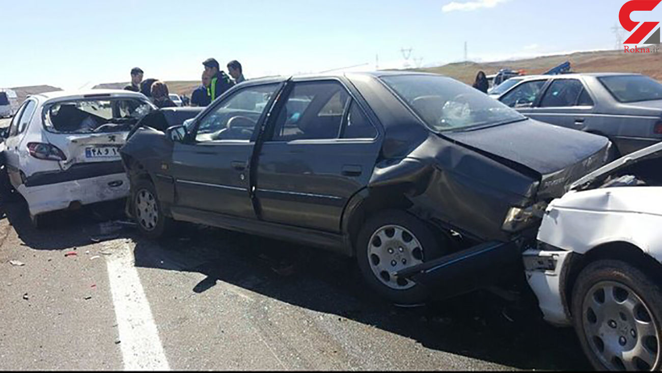 تصادف زنجیره ای در جاده کاشان به قم / 13 نفر مصدوم شدند + جزییات تصادف زنجیره ای در جاده کاشان به قم / 13 نفر مصدوم شدند + جزییات