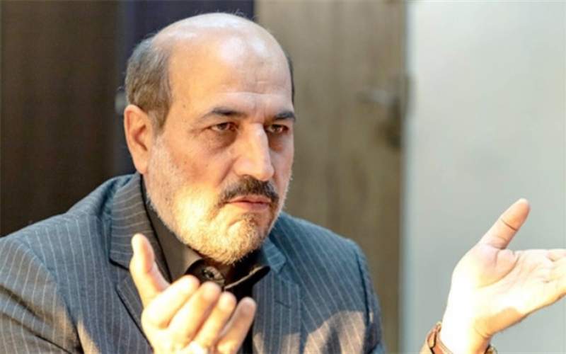 میخواهند خودروهایی وارد کنندکه مردم به پراید تعظیم کنند میخواهند خودروهایی وارد کنندکه مردم به پراید تعظیم کنند