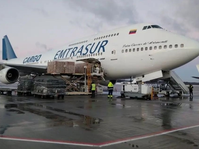 آمریکا به دنبال توقیف هواپیمای توقیف شدهی حامل ۵ ایرانی در آرژانتین / واشنگتن: انتقال این هواپیما از ایران به ونزوئلا بدون مجوز انجام شده آمریکا به دنبال توقیف هواپیمای توقیف شدهی حامل ۵ ایرانی در آرژانتین / واشنگتن: انتقال این هواپیما از ایران به ونزوئلا بدون مجوز انجام شده