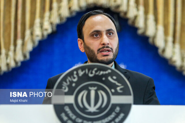 افزایش حقوق کارمندان دولت طی ماه آتی در فرآیندهای قانونی قرار میگیرد افزایش حقوق کارمندان دولت طی ماه آتی در فرآیندهای قانونی قرار میگیرد