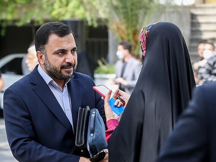 وزیر ارتباطات: با ادامه افتتاح پروژههای فیبر نوری، سرعت اینترنت چند صد برابر میشود وزیر ارتباطات: با ادامه افتتاح پروژههای فیبر نوری، سرعت اینترنت چند صد برابر میشود
