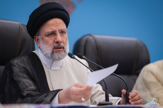 فعال سیاسی اصلاح طلب : رئیسی اعلام کرد «رقیب من فساد است» / امروز بگوید فساد ۷۲۰ میلیون یورویی در وزارت جهادکشاورزی چه طور رخ داد؟ فعال سیاسی اصلاح طلب : رئیسی اعلام کرد «رقیب من فساد است» / امروز بگوید فساد ۷۲۰ میلیون یورویی در وزارت جهادکشاورزی چه طور رخ داد؟