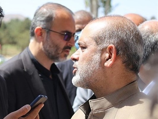 وزیر کشور: مردم خیالشان راحت باشد؛ به هیچ وجه تغییری در سهمیه و قیمت بنزین رخ نخواهد داد وزیر کشور: مردم خیالشان راحت باشد؛ به هیچ وجه تغییری در سهمیه و قیمت بنزین رخ نخواهد داد