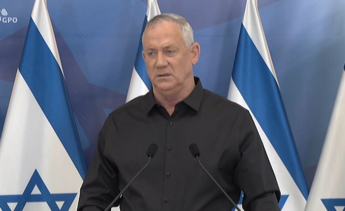 وزیر دفاع اسرائیل: ایران در سوریه، موشک تولید می کند وزیر دفاع اسرائیل: ایران در سوریه، موشک تولید می کند