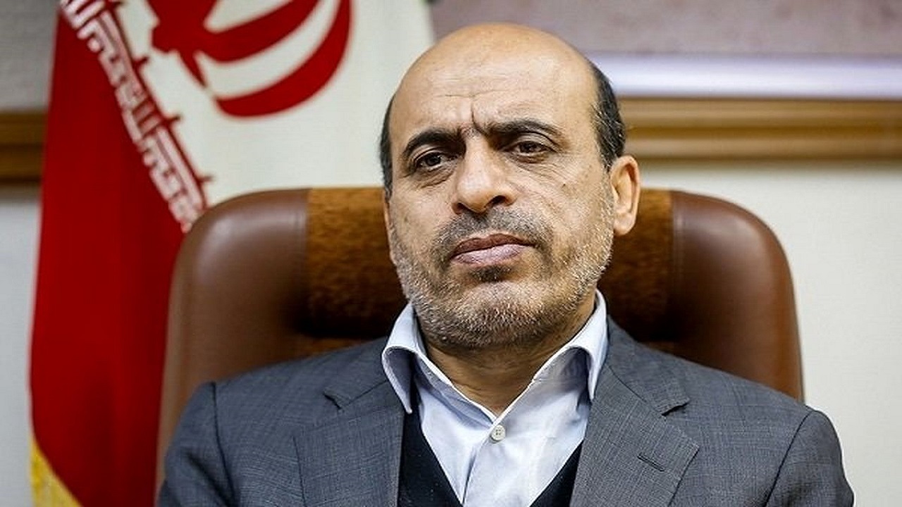 آصفری، نماینده مجلس: وزارت نفت دائم در حال مازوت سوزاندن است؛ تابستان و زمستان ندارد