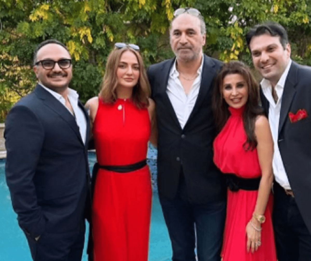 عکس لو رفته مهناز افشار در آغوش آقای بازیگر عکس لو رفته مهناز افشار در آغوش آقای بازیگر