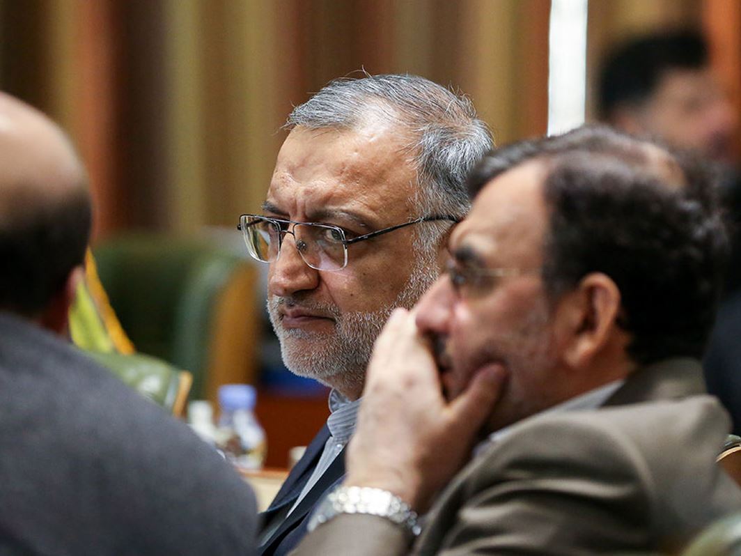 اعتراض ۹ نفر از اعضای شورا درباره «مداخلات» مکرر داماد زاکانی در تصمیمگیریهای شهرداری تهران اعتراض ۹ نفر از اعضای شورا درباره «مداخلات» مکرر داماد زاکانی در تصمیمگیریهای شهرداری تهران