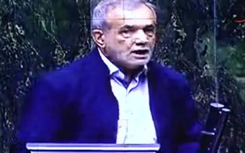 بیمارستانهای دولتی از مردم سکه و دلار میگیرند هیچکس هم پاسخگو نیست بیمارستانهای دولتی از مردم سکه و دلار میگیرند هیچکس هم پاسخگو نیست