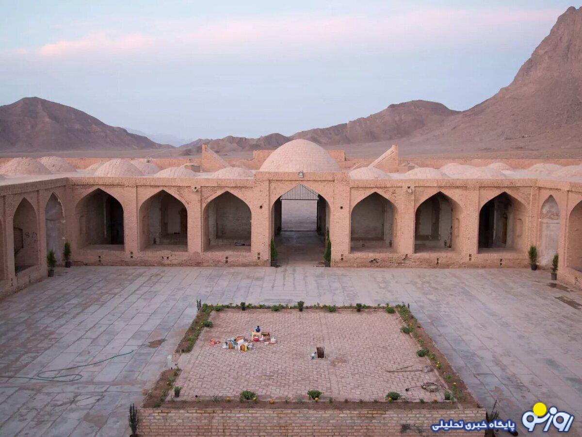 جزئیات بیشتر درباره کنسرت خواننده زن در کاروانسرا جزئیات بیشتر درباره کنسرت خواننده زن در کاروانسرا