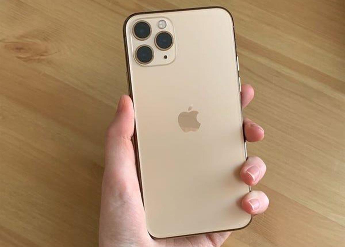 قیمت آیفون دست دوم در بازار / آیفون ۱۵ کارکرده چند؟ قیمت آیفون دست دوم در بازار / آیفون ۱۵ کارکرده چند؟