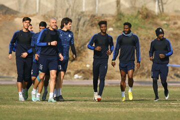 استقلال به دنبال مربی خارجی استقلال به دنبال مربی خارجی