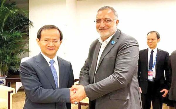 چرا ما از جزئیات ریز قرارداد با چین مطلع نیستیم؟ چرا ما از جزئیات ریز قرارداد با چین مطلع نیستیم؟