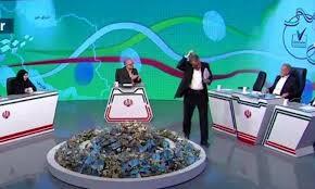 محمد فاضلی کیست؟ / دلیل خشم و عصبانیت او در میزگرد پزشکیان و در برابر شهاب اسفندیاری چه بود؟ محمد فاضلی کیست؟ / دلیل خشم و عصبانیت او در میزگرد پزشکیان و در برابر شهاب اسفندیاری چه بود؟