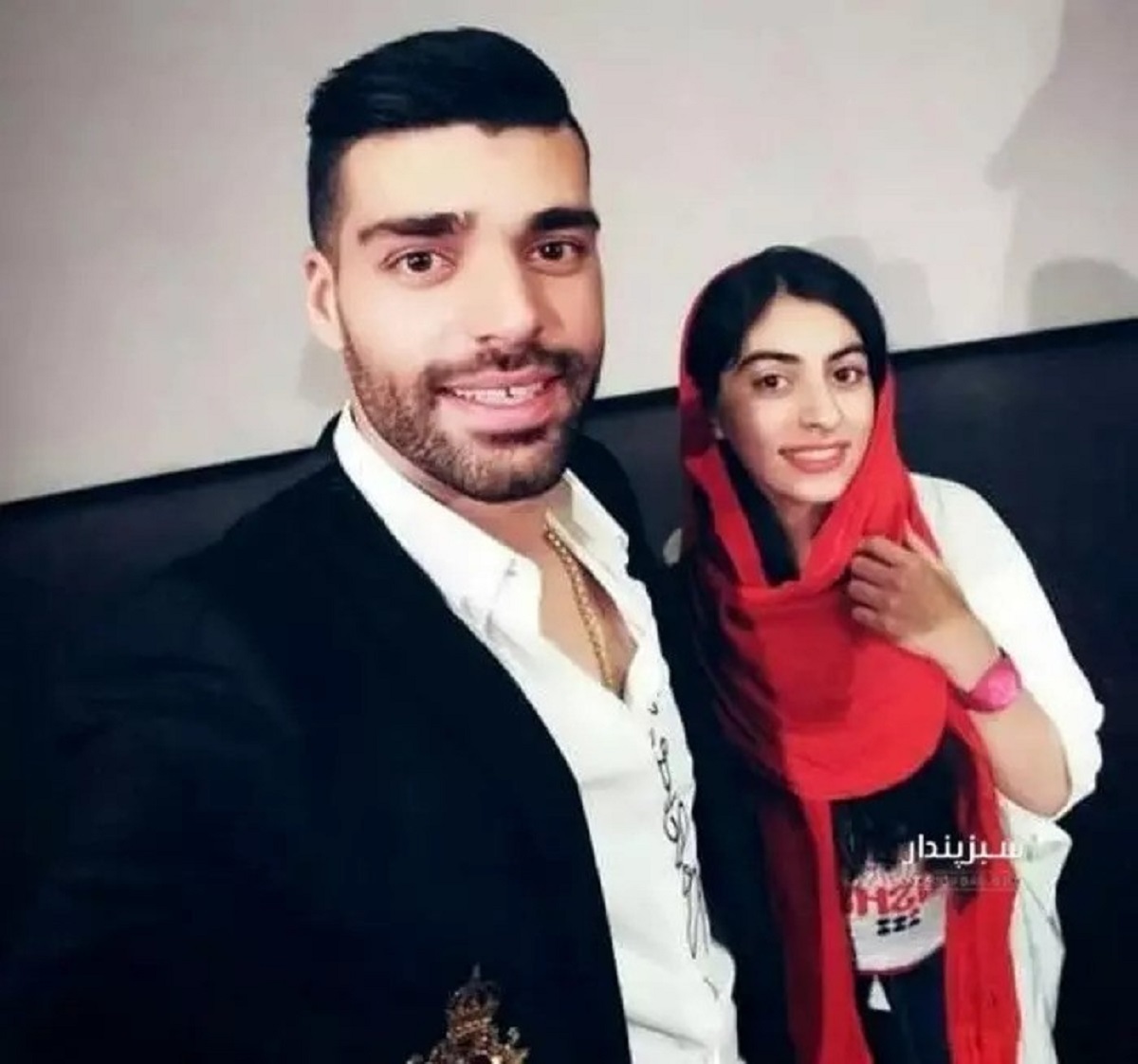 مهدی طارمی بالاخره از خانمش رونمایی کرد/عکس مهدی طارمی بالاخره از خانمش رونمایی کرد/عکس