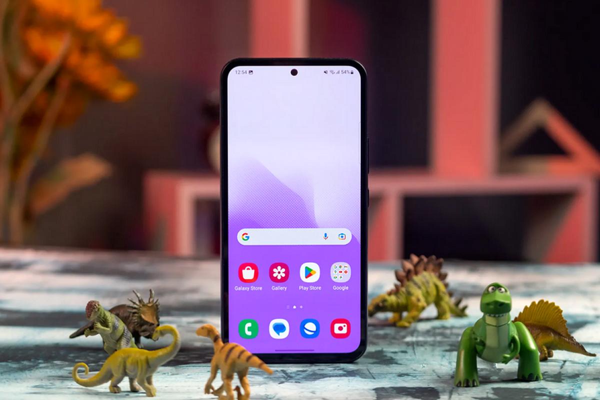 قیمت گوشیهای سامسونگ، شیائومی و آیفون / قیمت ارزانترین و گرانترین گوشیهای محبوب بازار قیمت گوشیهای سامسونگ، شیائومی و آیفون / قیمت ارزانترین و گرانترین گوشیهای محبوب بازار