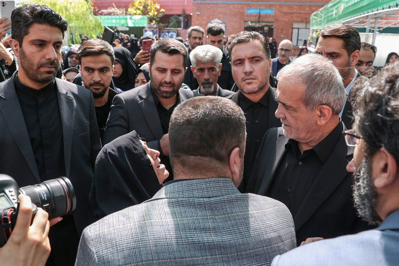 قابهایی متفاوت از شنیدن حرف مردم توسط پزشکیان