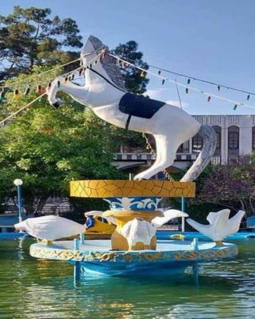 طالبان مجسمههای حیوانات و پرندگان را سر بریدند!