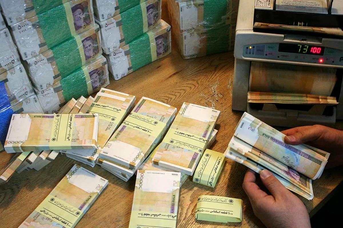 پیشنهاد افزایش ۲۰ درصدی دستمزد کارمندان برای سال ۱۴۰۴ پیشنهاد افزایش ۲۰ درصدی دستمزد کارمندان برای سال ۱۴۰۴