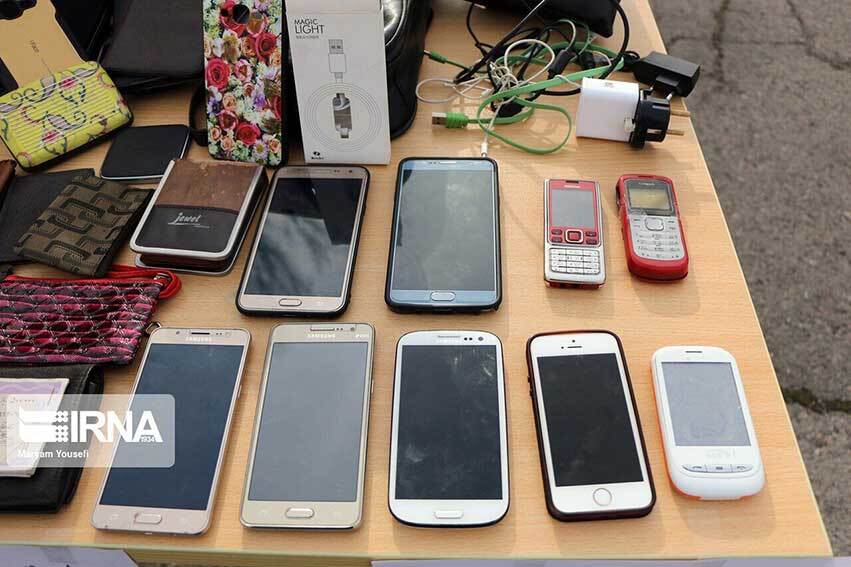 گوشیهای سرقتی مردم ایران به این کشور صادر می شود!