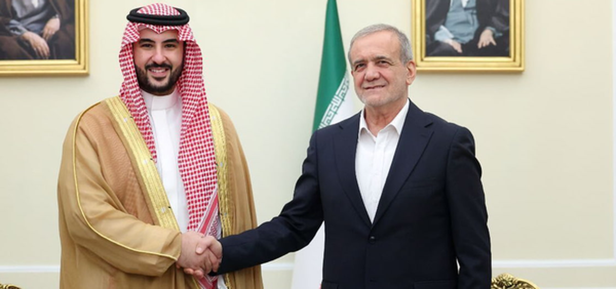 پزشکیان: ایران و عربستان میتوانند الگویی برای همکاری منطقهای باشند پزشکیان: ایران و عربستان میتوانند الگویی برای همکاری منطقهای باشند