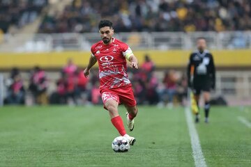 ابهام در وضعیت امید عالیشاه؛ دو نفر نمیخواهند قراردادش تمدید شود! ابهام در وضعیت امید عالیشاه؛ دو نفر نمیخواهند قراردادش تمدید شود!