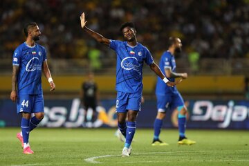 استقلال بلیت آسیایی پرسپولیس را سوزاند/ دیگی که برای من نجوشد...! استقلال بلیت آسیایی پرسپولیس را سوزاند/ دیگی که برای من نجوشد...!