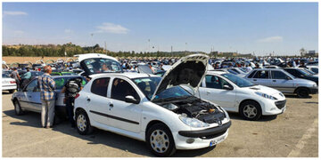 بازار خودرو به کما رفت/ آخرین قیمت سمند، شاهین، کوییک، تارا و دنا + جدول بازار خودرو به کما رفت/ آخرین قیمت سمند، شاهین، کوییک، تارا و دنا + جدول