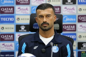 عکس| واکنش رامین رضاییان پس از نیمکتنشینی در استقلال: همهچیز درست میشود! عکس| واکنش رامین رضاییان پس از نیمکتنشینی در استقلال: همهچیز درست میشود!