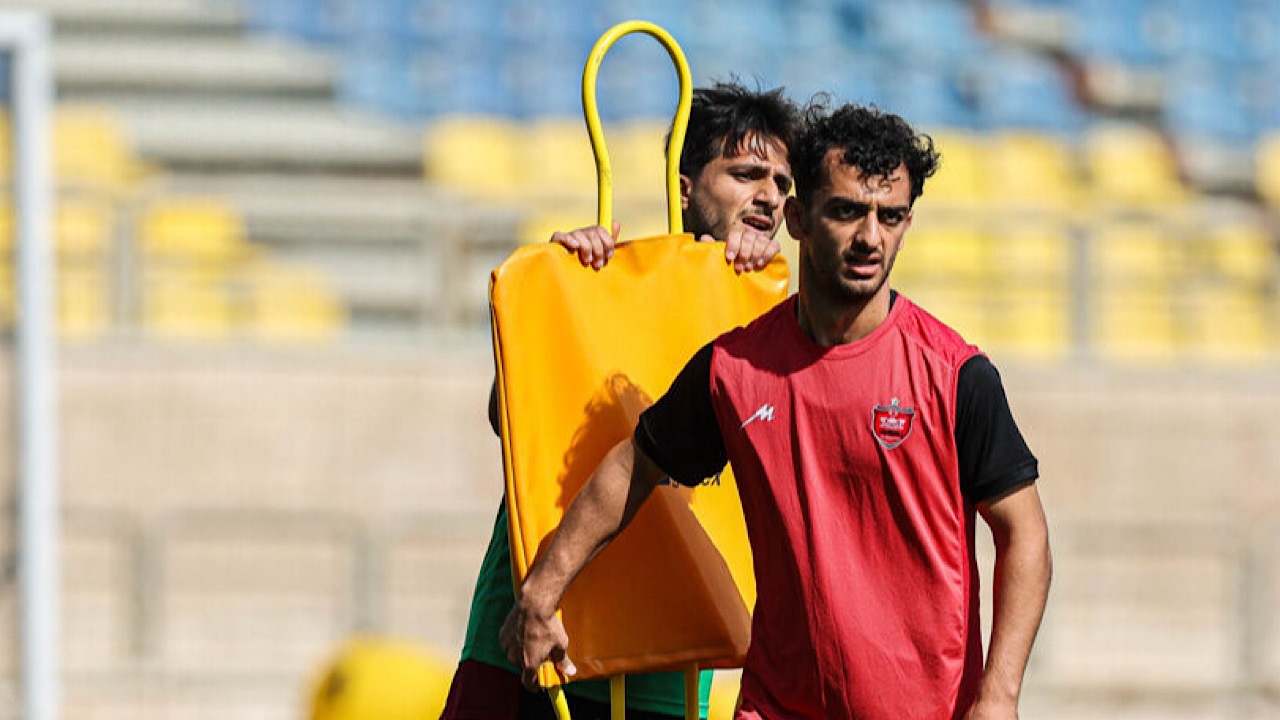 باشگاه پرسپولیس به دنبال بازگرداندن پول انتقال فخریان باشگاه پرسپولیس به دنبال بازگرداندن پول انتقال فخریان