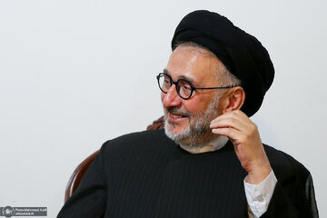 ابطحی: از انتخاب پزشکیان پشیمان نیستیم؛ باید در سختیها کنار او باشیم / مصادره او توسط رقیب مسخره است ابطحی: از انتخاب پزشکیان پشیمان نیستیم؛ باید در سختیها کنار او باشیم / مصادره او توسط رقیب مسخره است