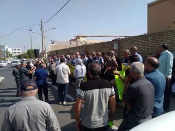 بازنشستگان در این شهرها تجمع اعتراضی کردند بازنشستگان در این شهرها تجمع اعتراضی کردند