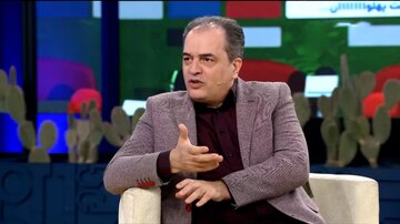 شوخی پیمان یوسفی وسط گزارش دربی ۱۰۶ شوخی پیمان یوسفی وسط گزارش دربی ۱۰۶