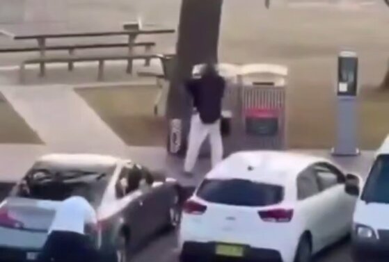 ای‌بی‌سی: یکی از مهاجمان سیدنی تحت نظر بود/ اسرائیل نمی‌تواند از حادثه استرالیا سوءاستفاده کند/واکنش تل‌آویو / انگشت اتهام به سوی ایران و مقاومت