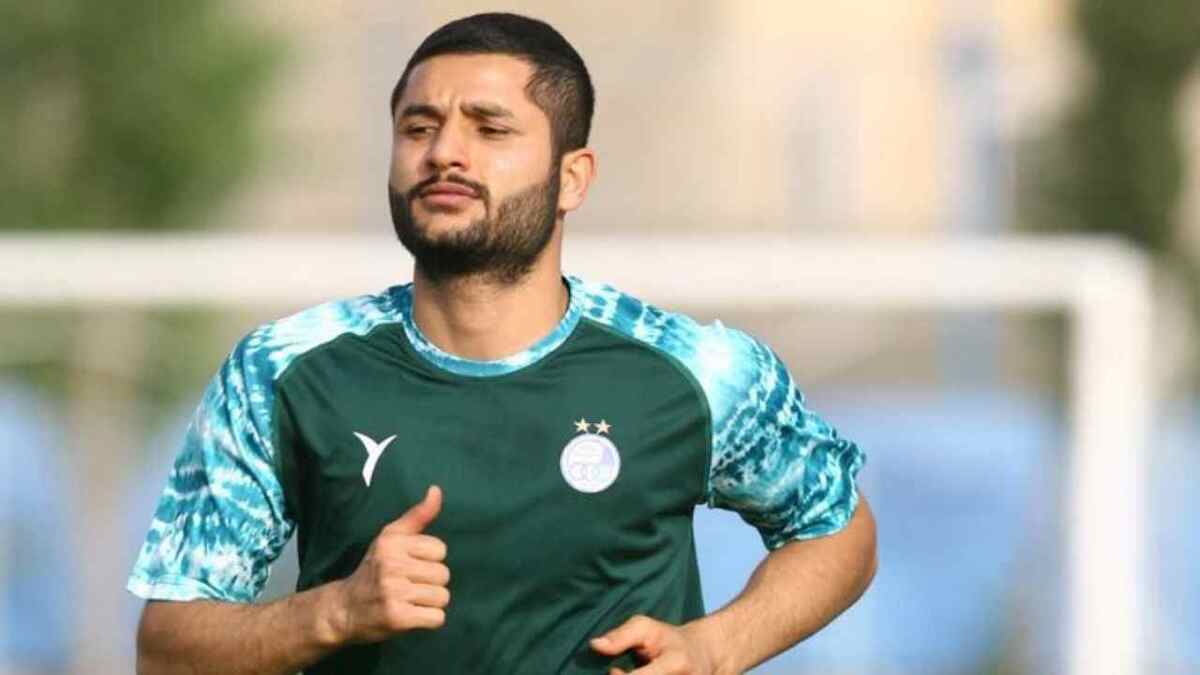 مدافع استقلال به بازی با المحرق بحرین رسید مدافع استقلال به بازی با المحرق بحرین رسید